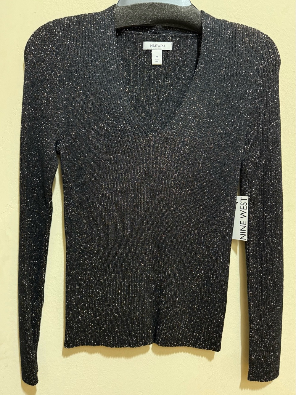 Women’s Nine West Gold Metallic Black V-Neck Ribbed Sweater, Size M, BNWT